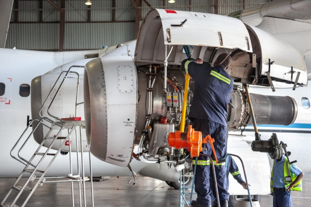 Voos atrasados por conta da manutenção de aeronaves dá direito à compensação? Confira!
